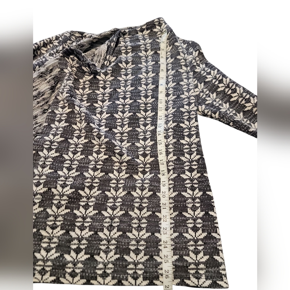 Kut From The Kloth Waterfall Cardigan Large Black White Floral Snowflake Pattern - Picture 8 of 9